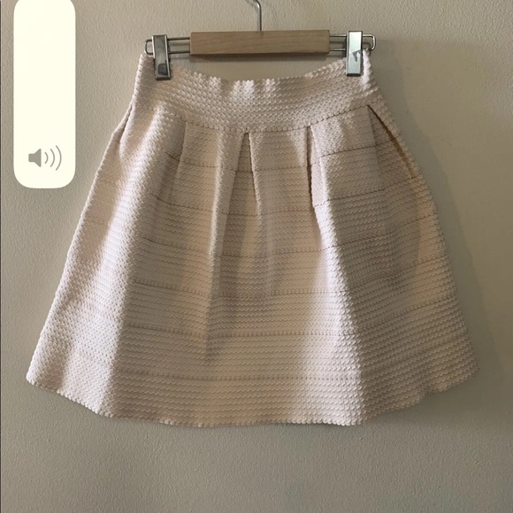 2/$20 Sis Sis Blush Pink Short Pleated Swing Skirt M - Picture 4 of 10